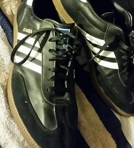 Adidas Sambas